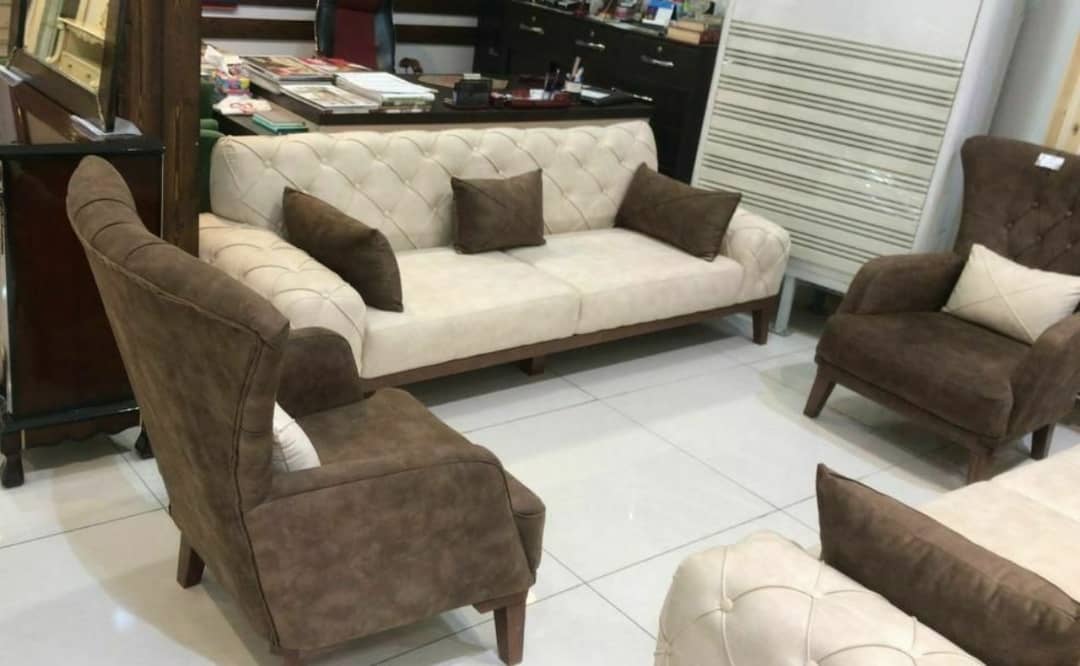 61bf0c65-82f6-40b8-80a9-1373a1842e3a مبل2
